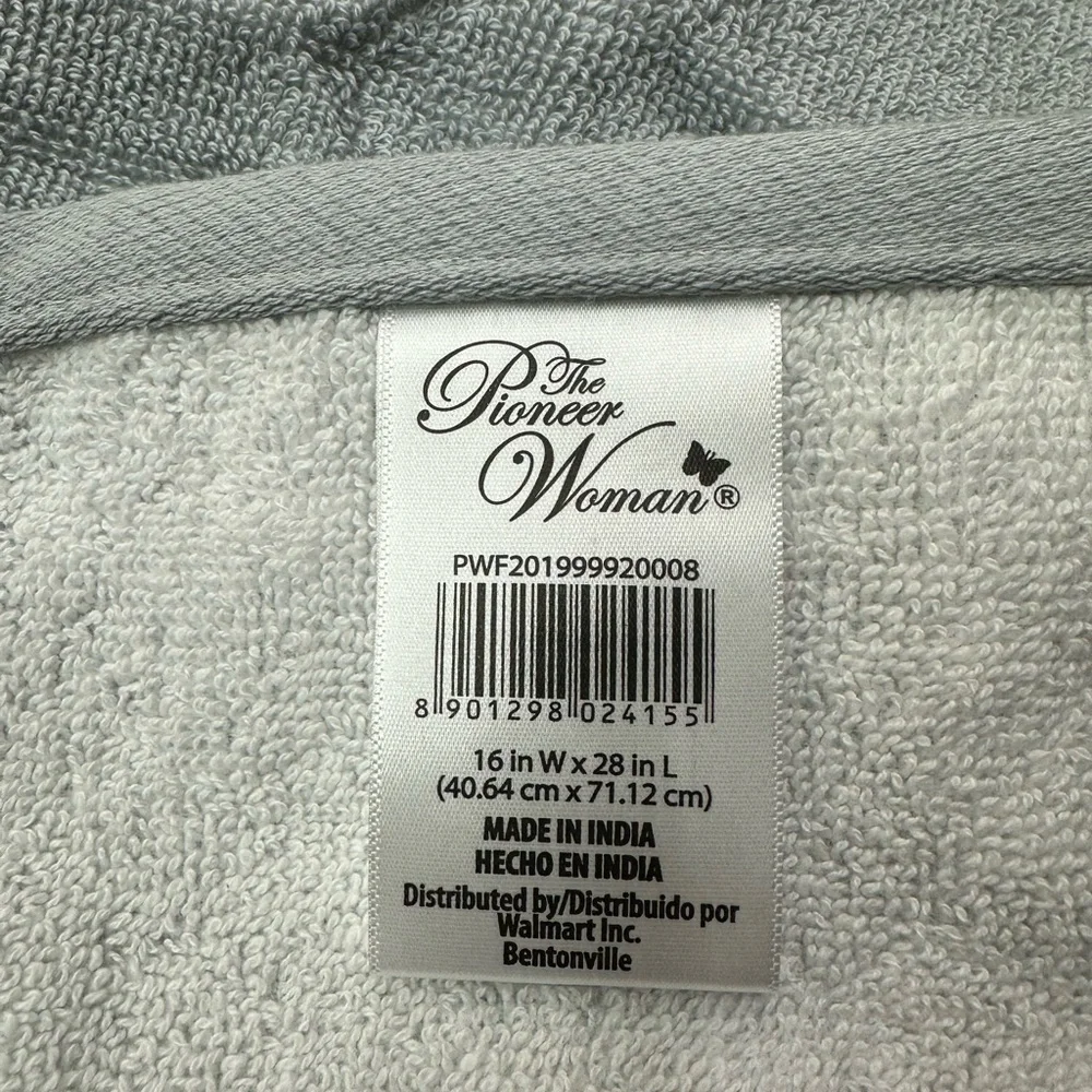 Pioneer Woman Silver Butterfly Hand Towel Bundle ( 8 hand towels)